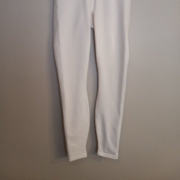 Fabletics Powerhold leggings Size Small NWT - Picture 2 of 2
